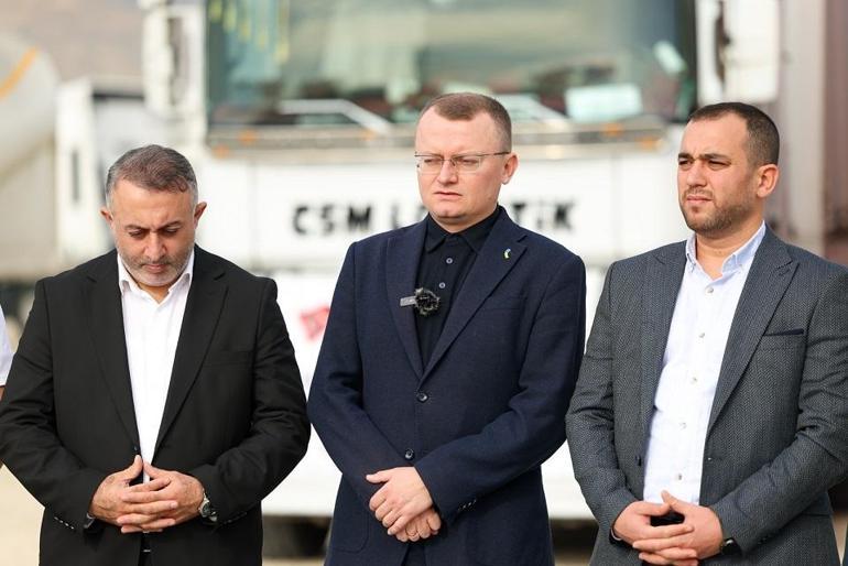 İHH, Ukraynadaki sivillere 6 TIRlık yardım malzemesi gönderdi