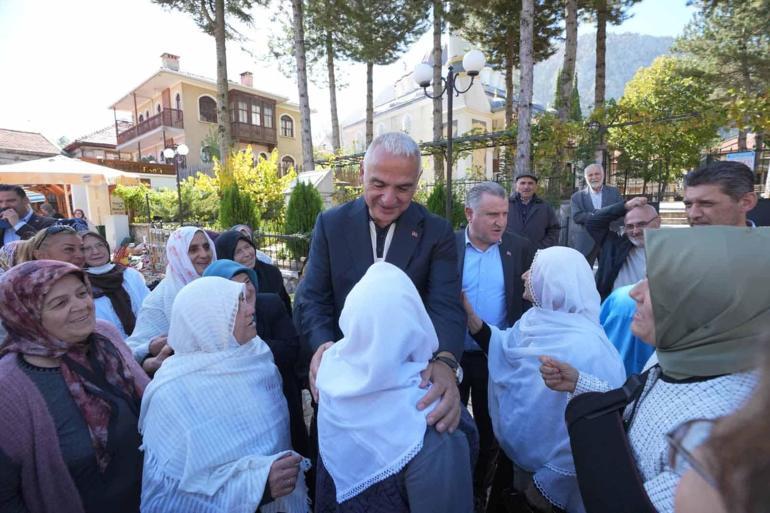 Bakan Ersoy: Hedefimiz, her evladımızın aynı fırsatlara ulaşabilmesi