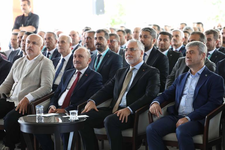 Bakan Işıkhan: Hiçbir kamu çalışanımızı ve işçimizi mağdur etmeyeceğiz