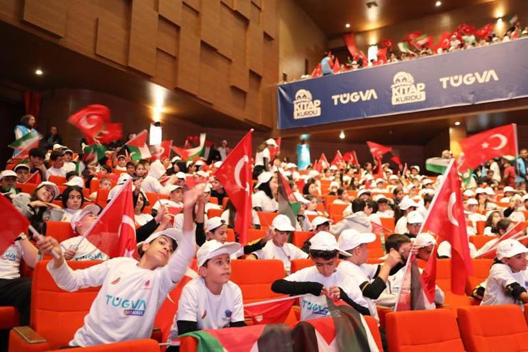 Bilal Erdoğan: Türkiyeye ve Dünyaya değer katın