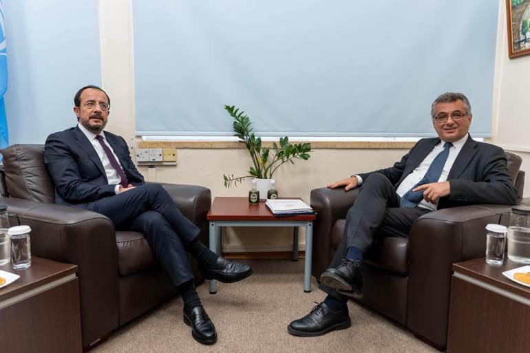 KKTC Cumhurbaşkanı Erhürman ile GKRY lideri Hristodulidis bir araya geldi