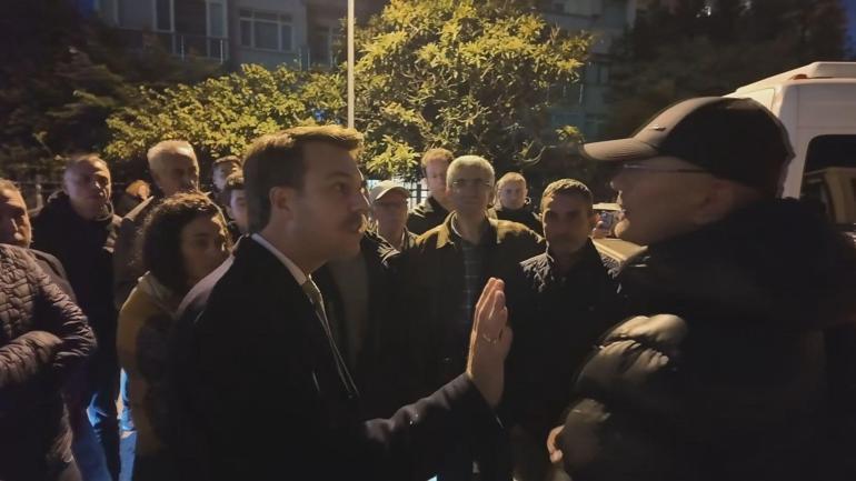 Kadıköyde yıkım kararı alınan 3 binada tahliye gerginliği