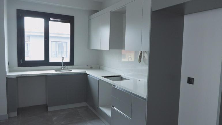 Maltepede çöken Kardeşler Apartmanındaki hak sahiplerine yeni konutlar teslim edilmeye başlandı