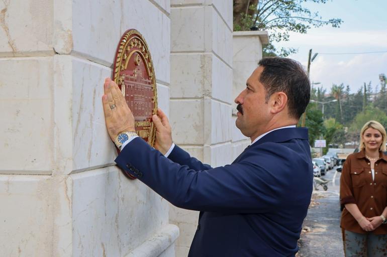 Depremde zarar gören Hatay’ın 98 yıllık tarihi valilik binası yeniden inşa edildi