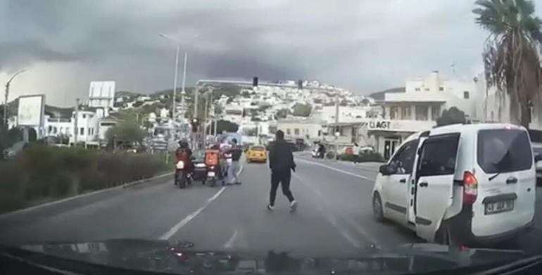 Bodrum’da trafikte kuryeye saldıran 2 kişiye 360 bin lira ceza