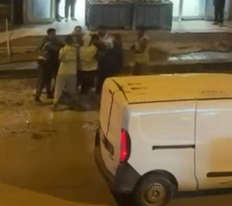 Ankarada kaldırım işçileri arasındaki kavga kamerada