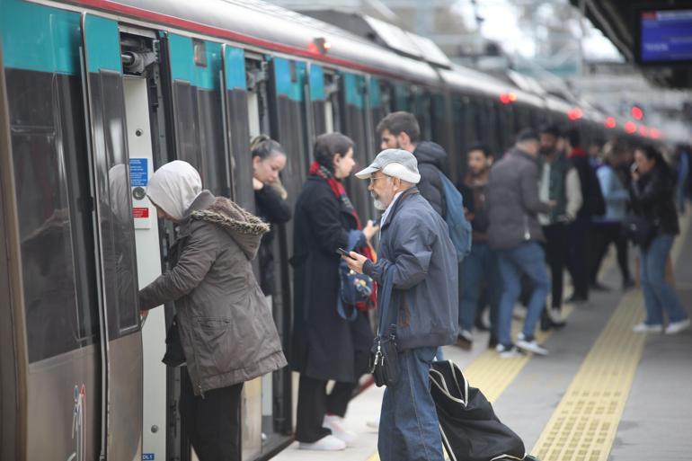 Bakan Uraloğlu: Marmaray 13 yılda 1,6 milyar yolcu taşıdı