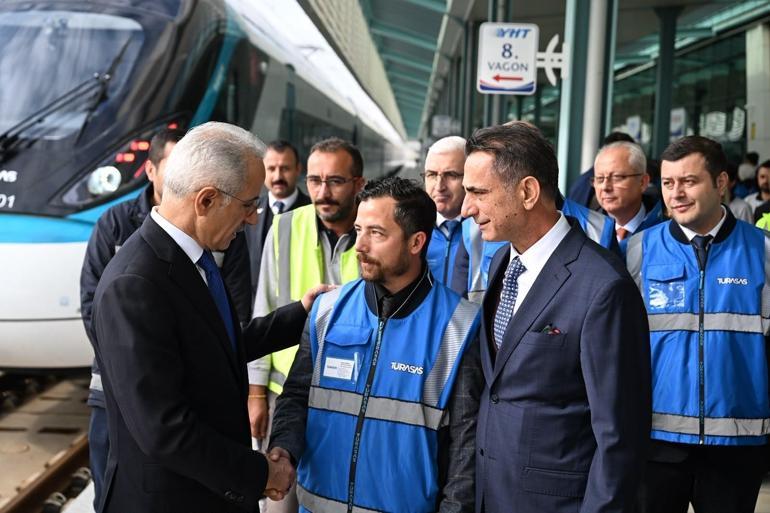 Bakan Uraloğlu, Milli Hızlı Treni test etti