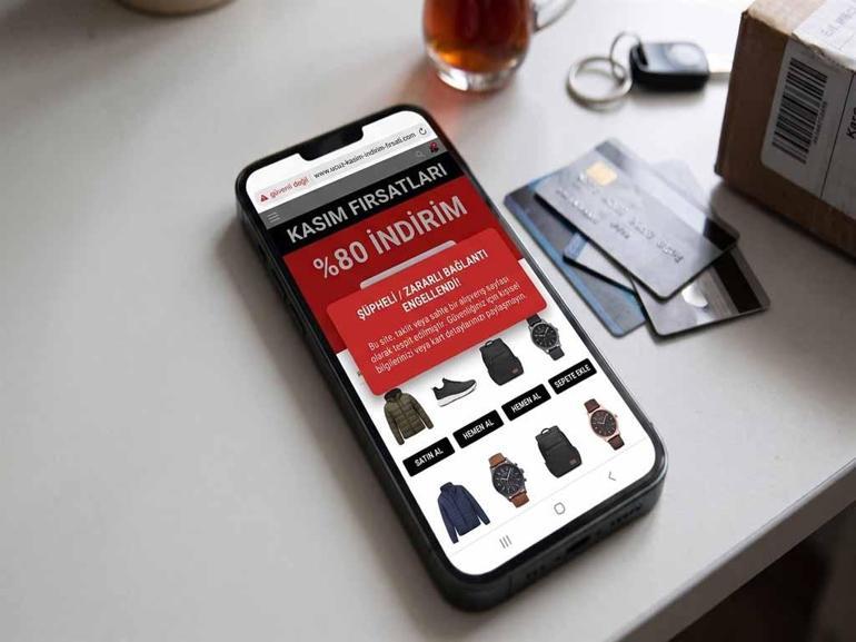 Kasım ayı indirimleri öncesi siber güvenlik uzmanından sahte site uyarısı: Sanal kart kullanın