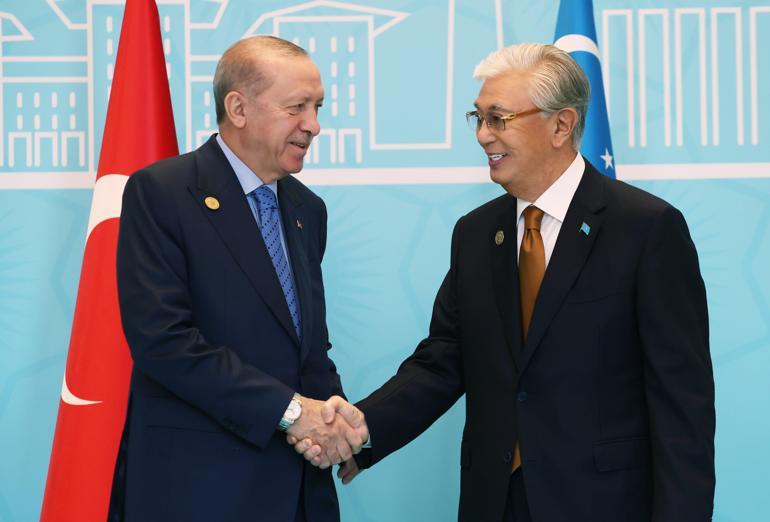 Türk Devletleri Teşkilatı Zirvesinde liderler aile fotoğrafında buluştu