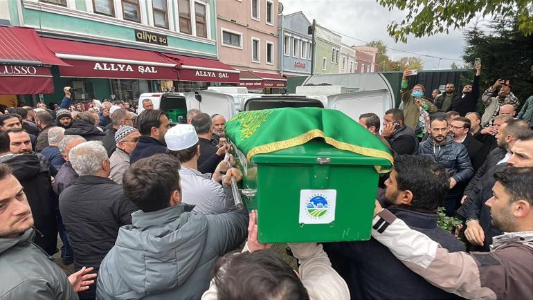Peribacasından kopan kayaların altında kalan çift toprağa verildi