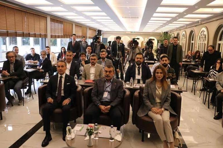 Bakan Tekin: Barışı, eğitimin odağına alacak bir dönüşümü yapmak zorundayız