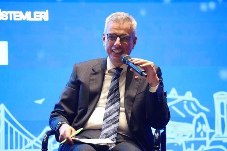 Sağlık Bakanı Memişoğlu 12nci Türk Tıp Dünyası Kurultayında gençlerle buluştu