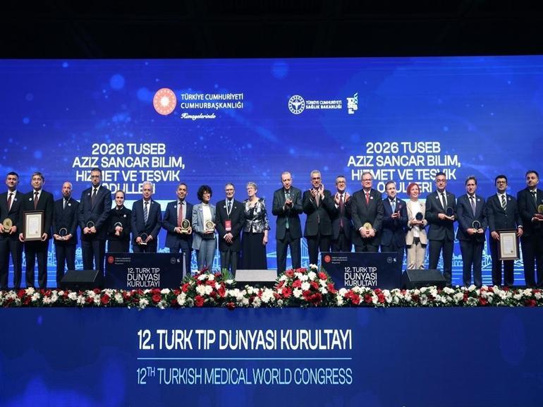 Cumhurbaşkanı Erdoğan: Sağlıkta zirveye oynamayı sürdüreceğiz