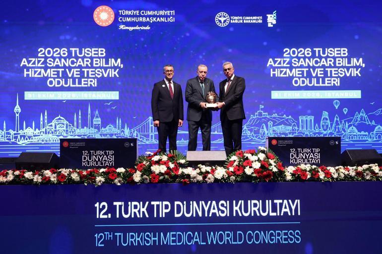 Sağlık Bakanı Memişoğlu, TÜSEB Teşvik Ödülleri Törenine katıldı