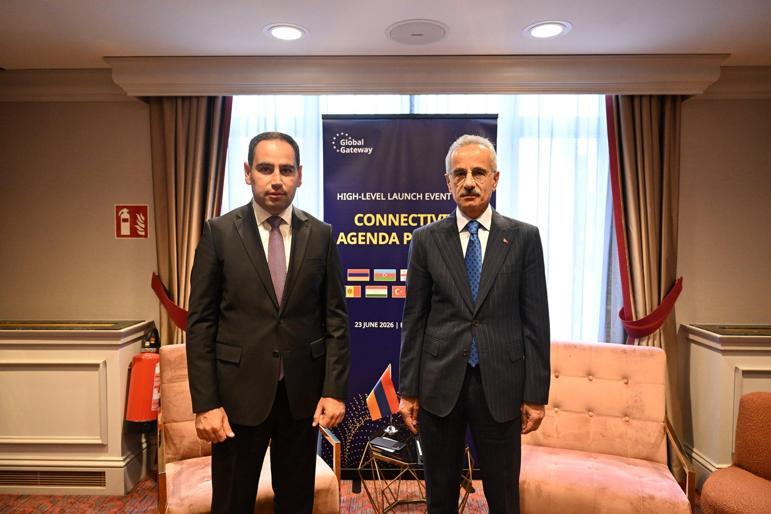 Bakan Uraloğlu, Belçikada