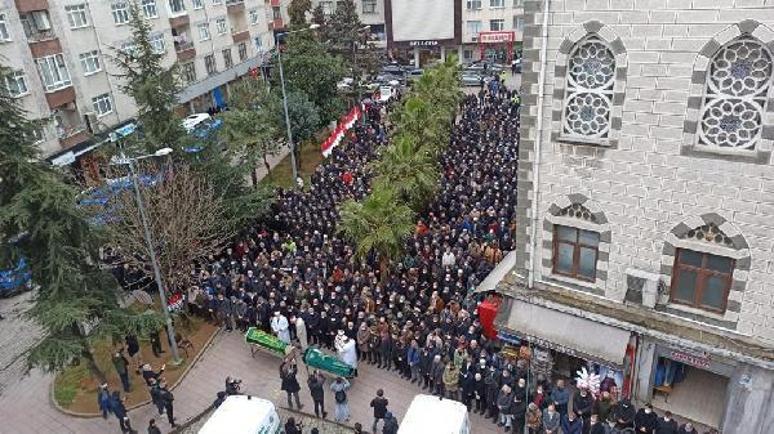 Hava Kuvvetleri Komutanı Küçükakyüz’ün annesi, Trabzonda toprağa verildi