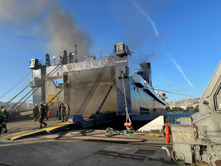 Samsunda kuru yük gemisinde yangın