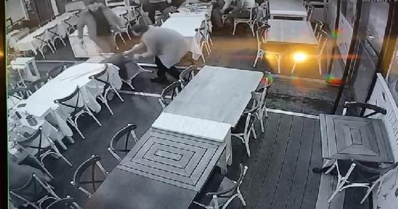 Şafak Mahmutyazıcıoğluna saldırı anı kamerada