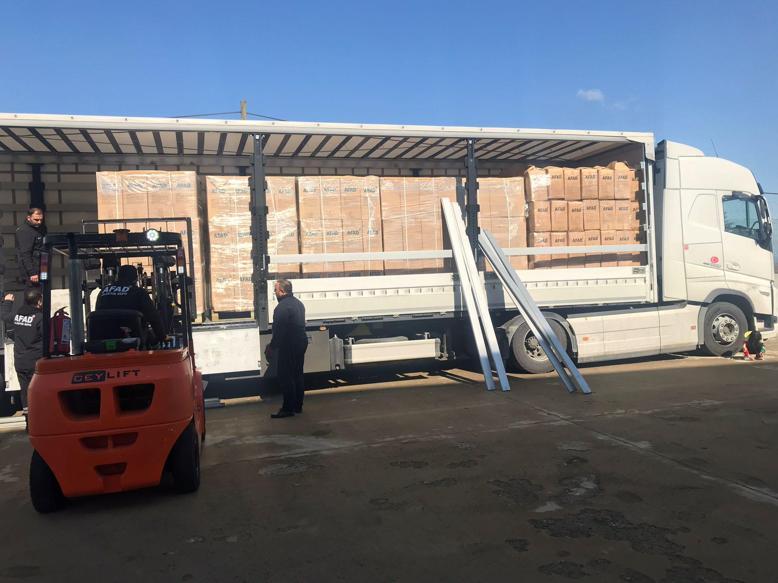 AFADın yardım TIRları Ukraynaya ulaştı