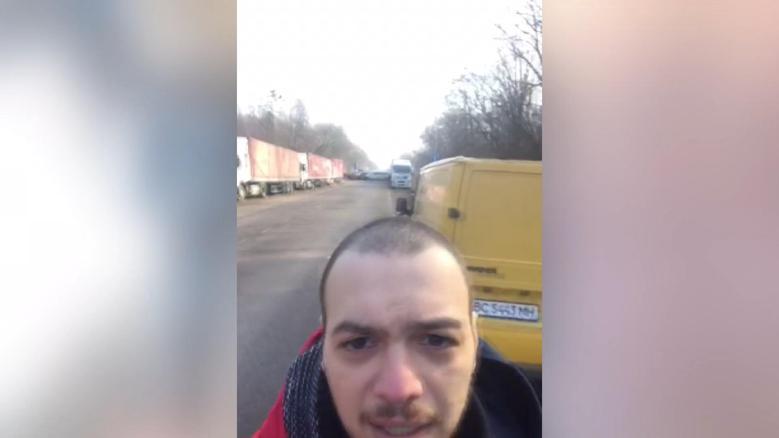 Polonya sınırındaki Türklerin sınırı geçmek için bekleyişi sürüyor