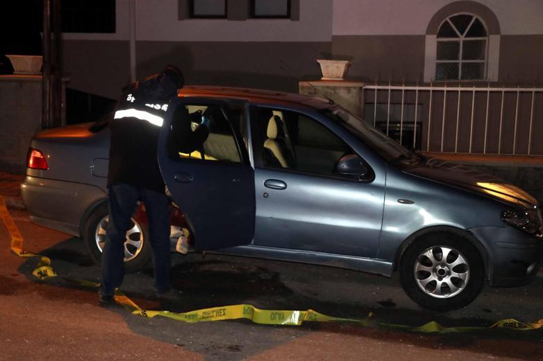 Babasının hastaneye götürdüğü KOAH hastası, otomobilde öldü