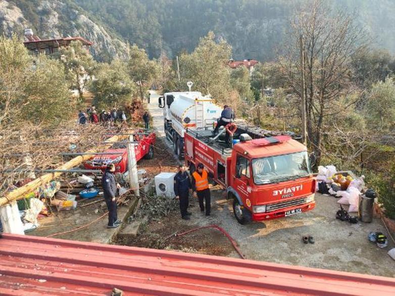 Muğlada ocakta unutulan yemek yangın çıkardı: 2 yaralı