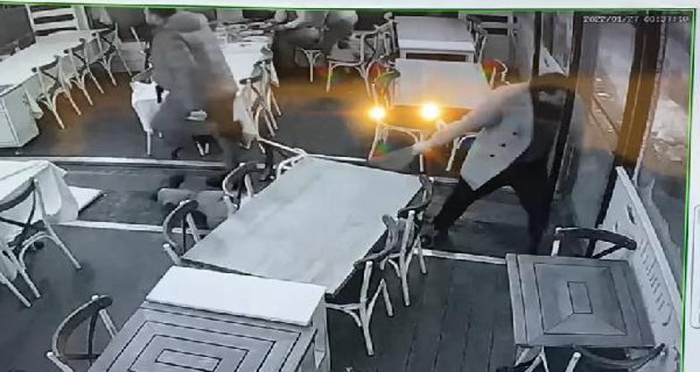 Şafak Mahmutyazıcıoğluna saldırı anı kamerada