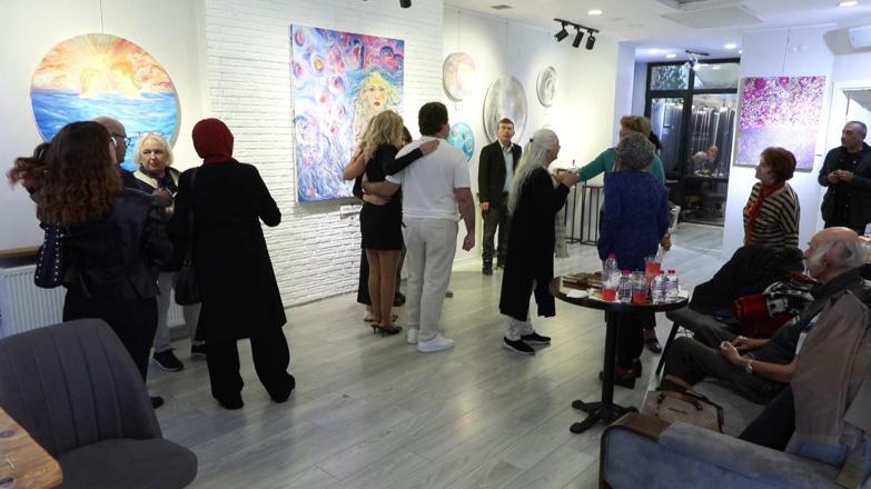 Berna Gencebay’dan ‘Romantizmin Altın Çağı’ sergisi