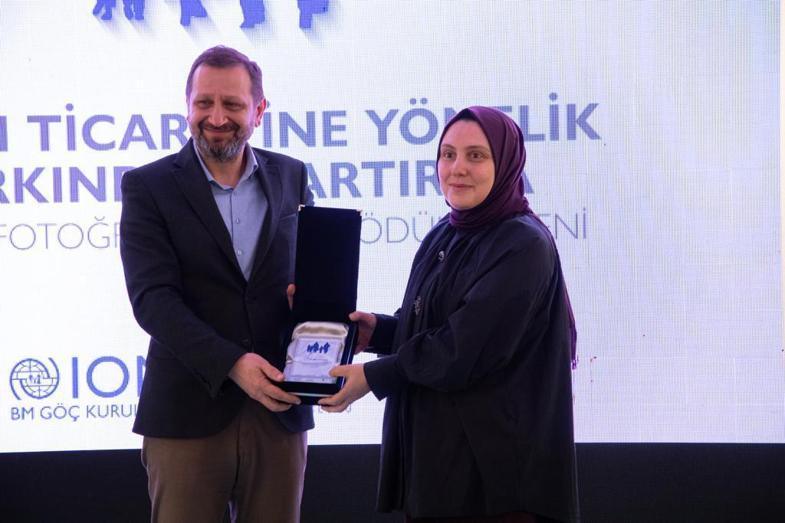 İnsan ticaretine yönelik farkındalık artırma fotoğraf yarışması