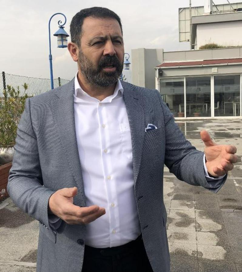 İzmirde, Adnan Menderes Havalimanında taksi ihalesi tartışması