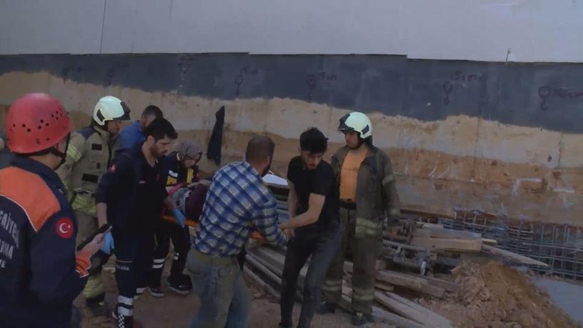 Ataşehirde inşaatta göçük: 3 işçi kurtarıldı