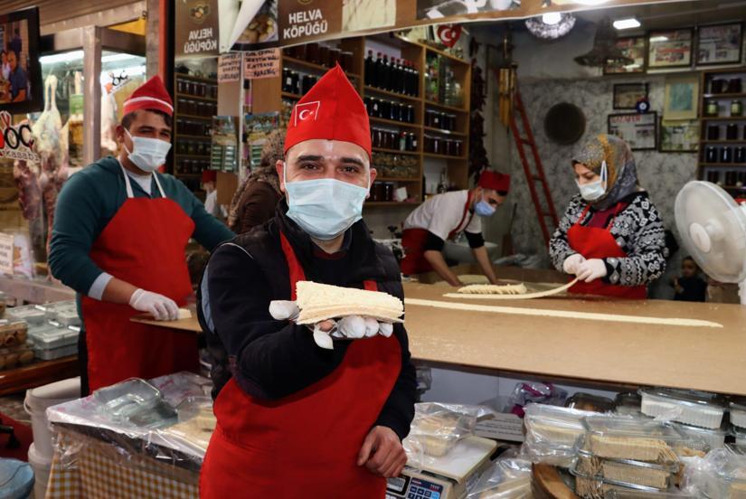 Hatay’ın Ramazan’a özel lezzeti ‘küncülü helva’