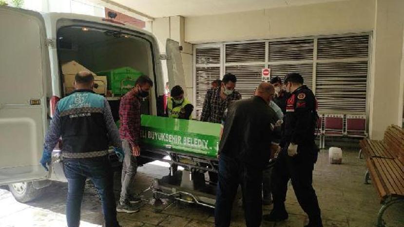 Aşk mektubu yazdığı genç kızın anne ve babasını öldürdü, müebbet hapisle yargılanıyor