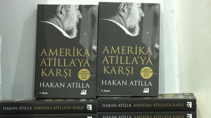 Hakan Atilla Amerika Atillaya Karşı isimli kitabı için imza günü düzenledi