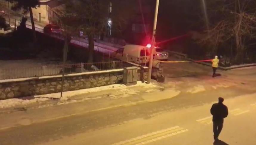 Eğlence mekanında silahlı kavga: 3 ölü, 3 yaralı