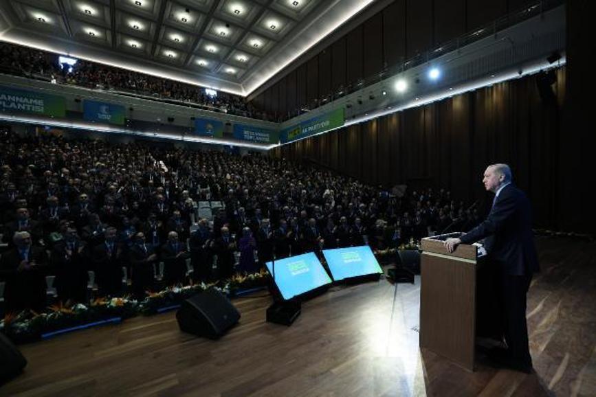 Erdoğan: Türkiyenin eski günlerine dönmesini bekleyen bir güruh var
