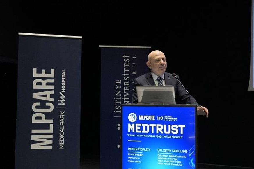 Sağlıkta yapay zeka ve etik MEDTRUST’ta masaya yatırıldı