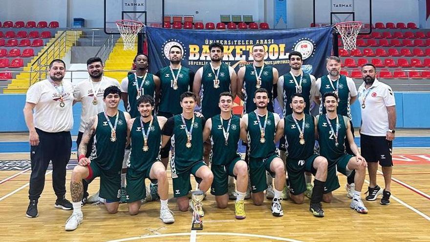 Beykoz Üniversitesi Erkek Basketbol ve Voleybol Takımları, Türkiye Şampiyonu oldu